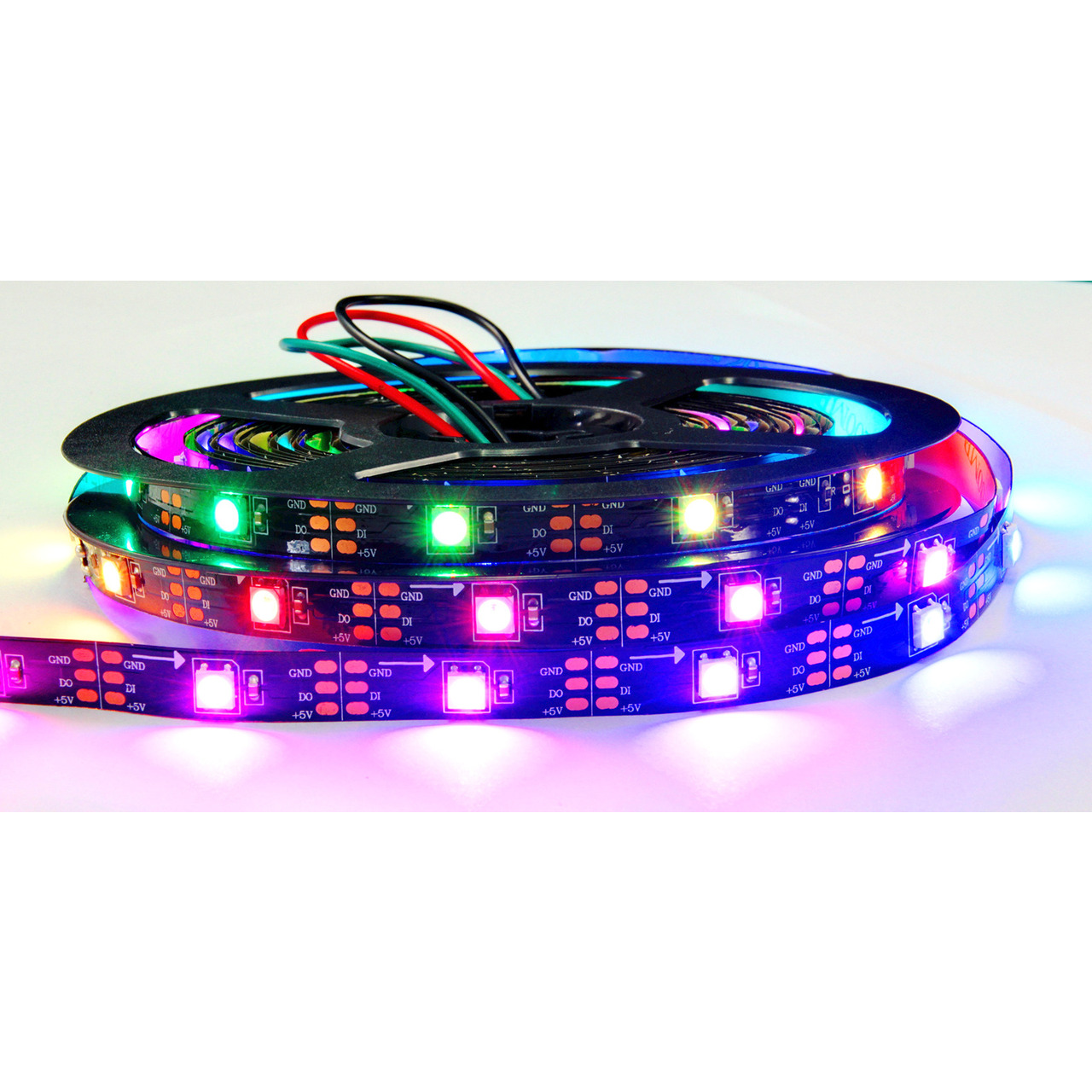 Diamex 5-m-LED-Streifen mit WS2812-kompatiblen-LEDs- 30 LEDs-m- schwarze Platine unter Beleuchtung